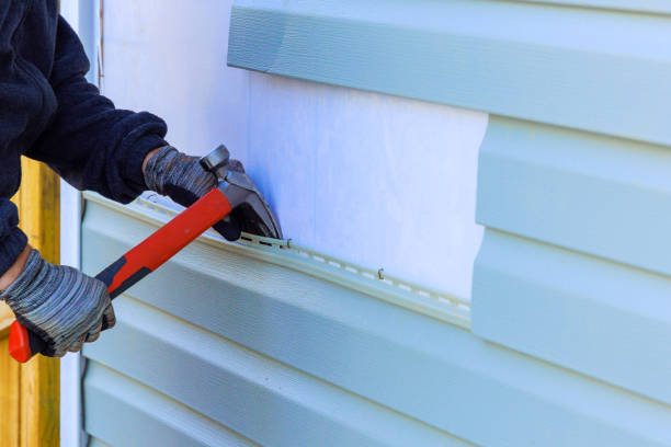 Trusted Siding Repair service in Fairfield, IL - Creative Siding